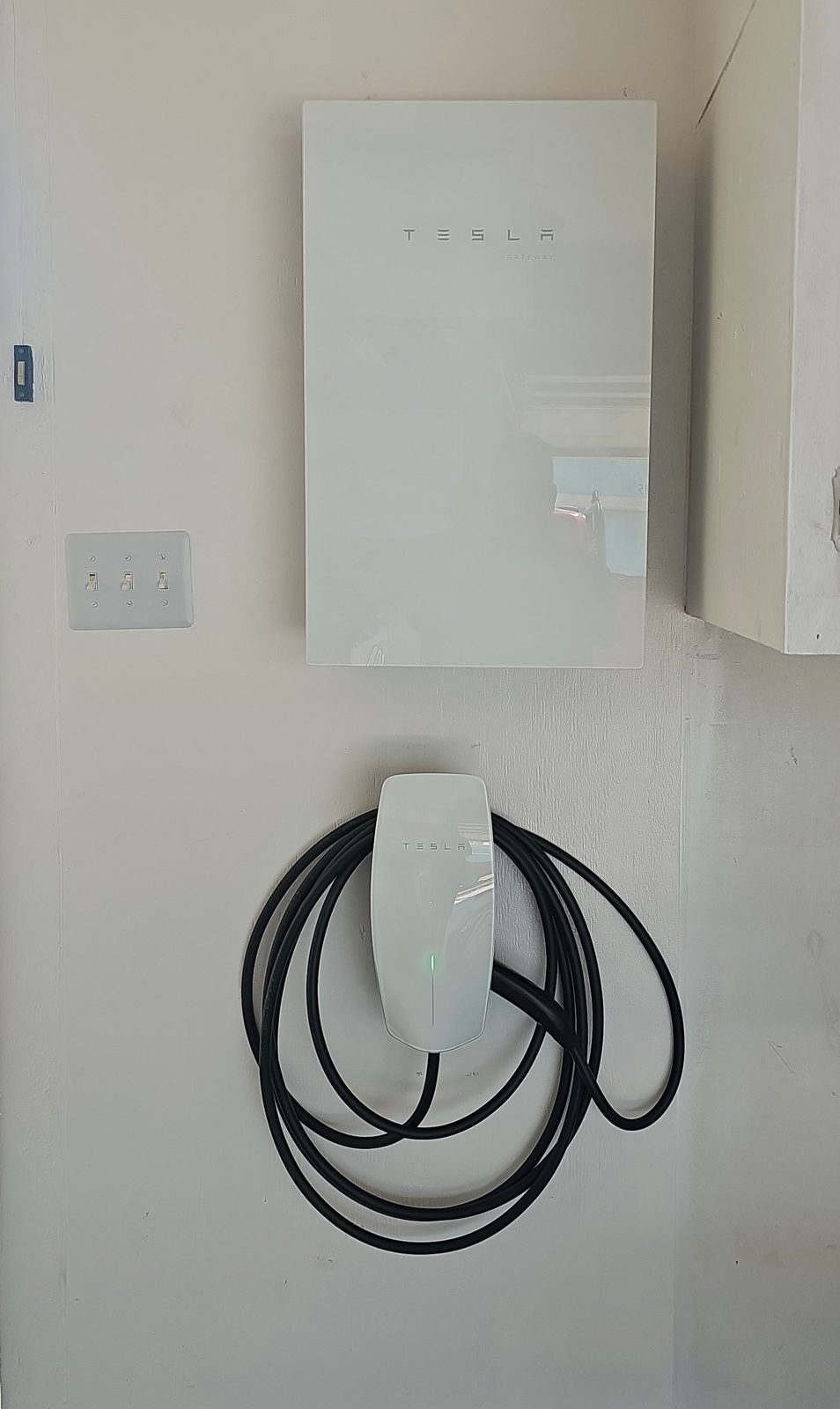 Tesla charger installed by TDEC, Inc.